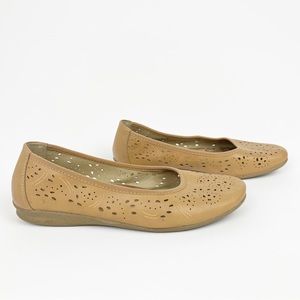 Earth Spirit Perforated Vegan Ballet Flats Size 8